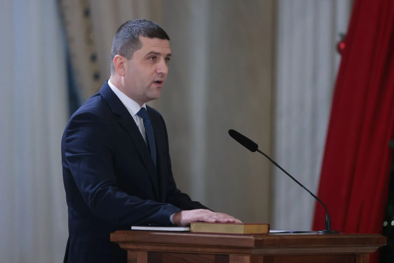 Ministrul Economiei: După 20 de ani în UE, România nu are o semnătură electronică funcțională