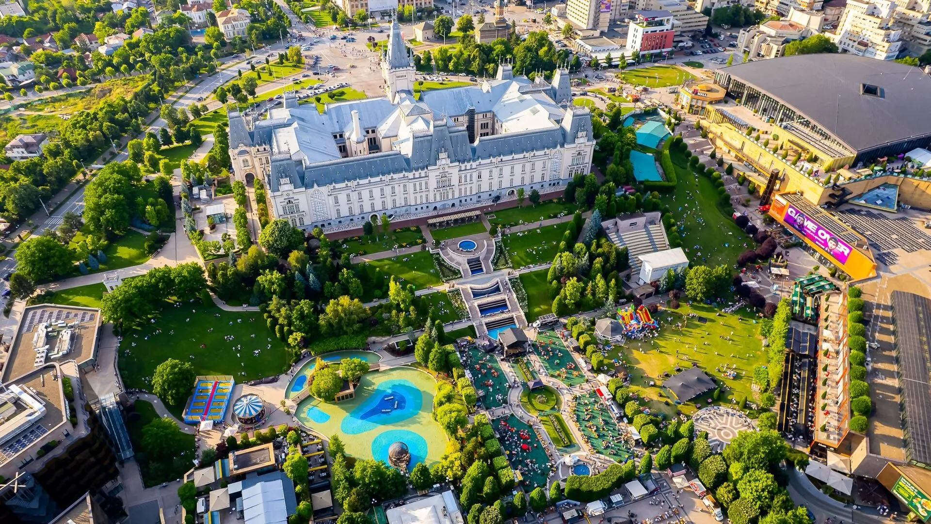 IULIUS accesează prima refinanțare unitară din România acordată unui portofoliu de clădiri cu funcțiuni variate integrate într-un proiect mixed-use: 305 milioane de euro