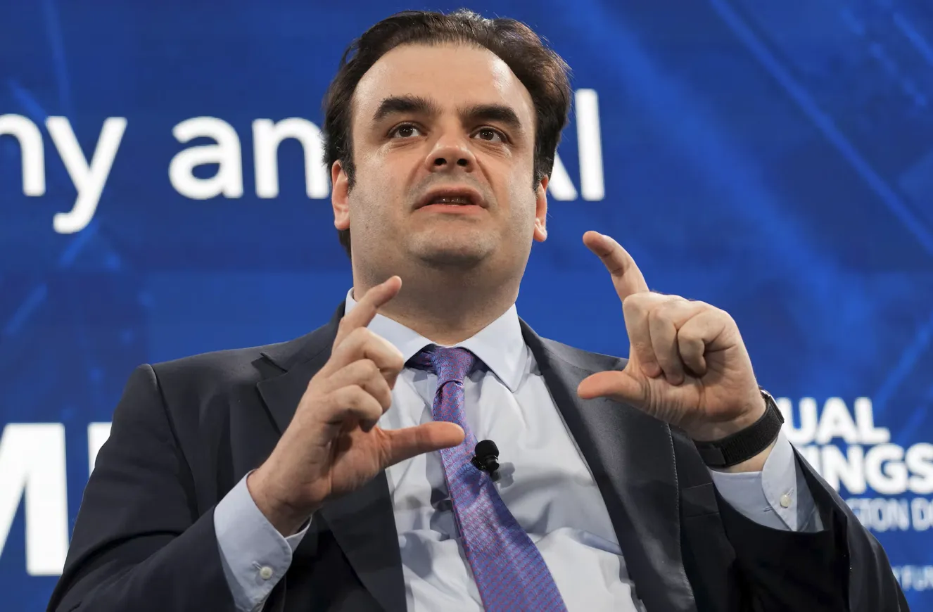 Ministrul elen de Finanțe, Kyriakos Pierrakakis, preia conducerea Eurogrupului