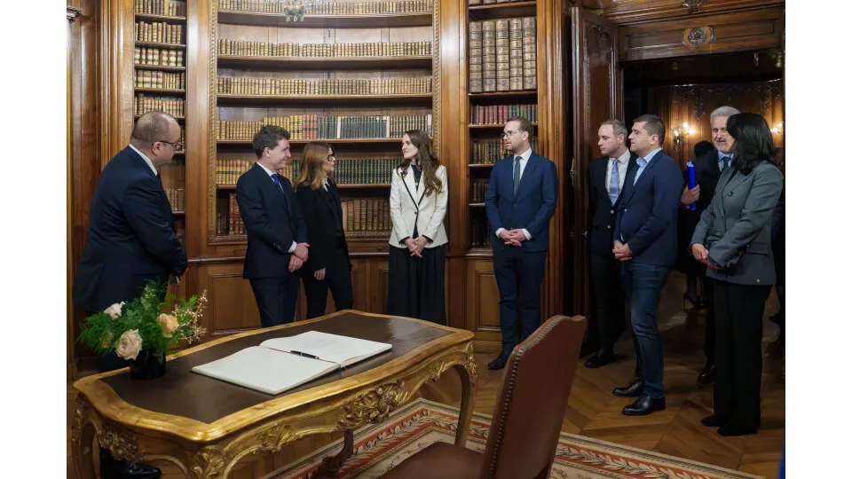 nicușor dan / dominic fritz nicușor dan / dominic fritz