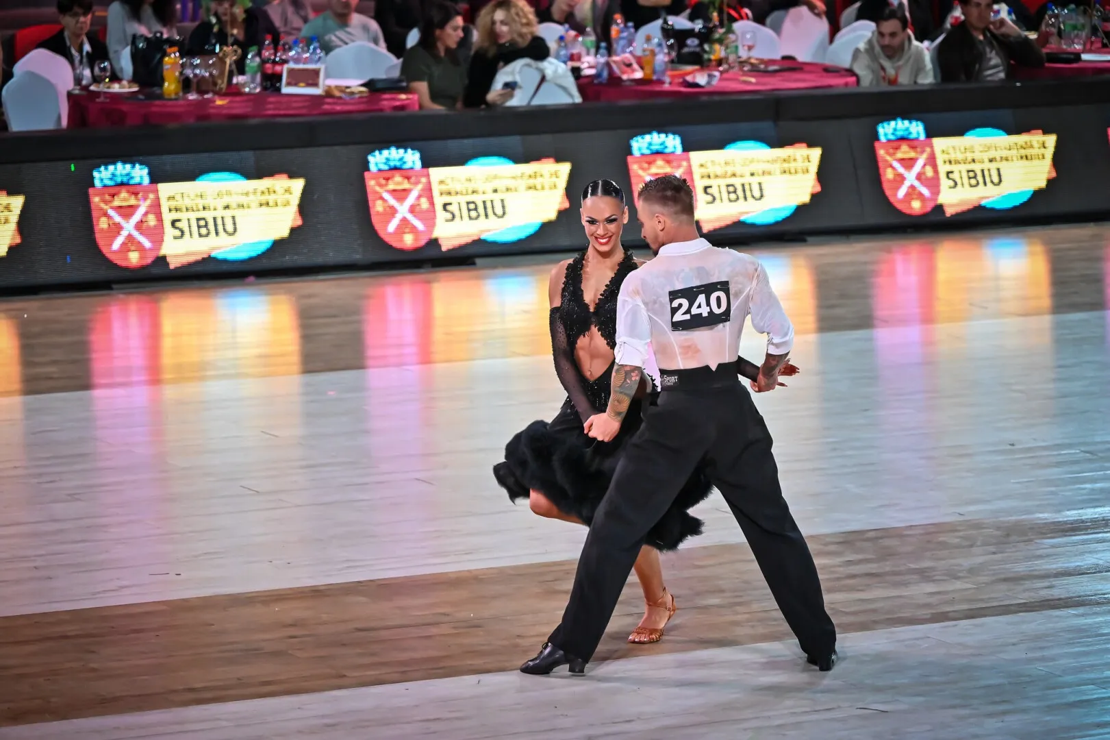Medalie de bronz pentru cuplul Patrick Berbece și Andreea Sturzinschi la Europeanul de Dans de la Burgas