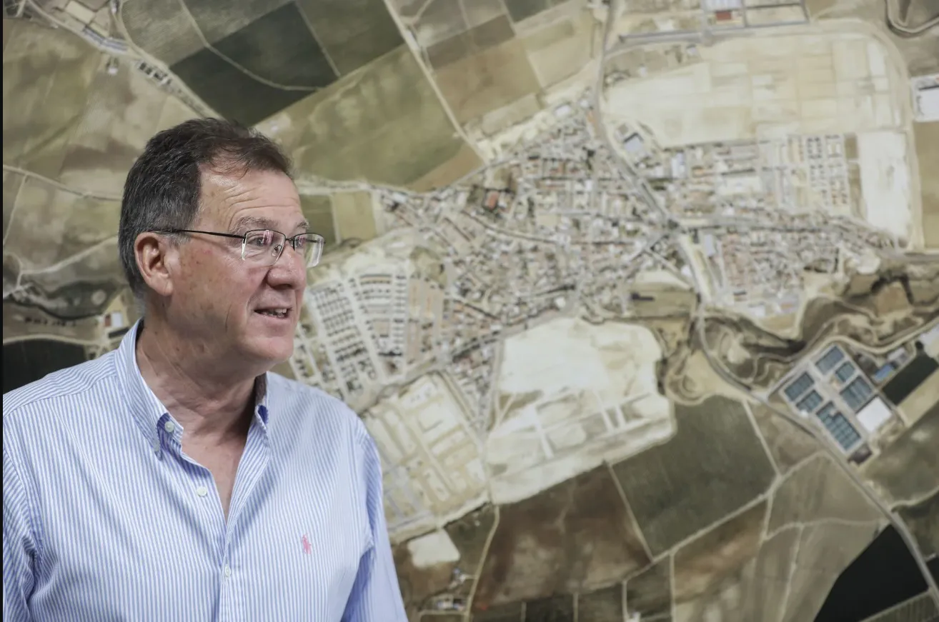 'Asta nu va rămâne așa!' - Primar atacat în Spania de români după ce le-a tăiat curentul și apa