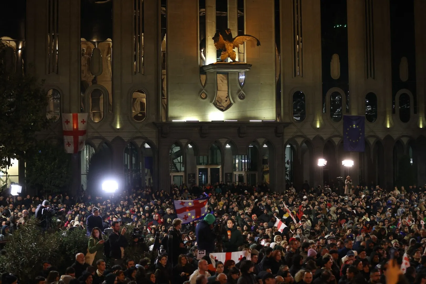 Armă chimică din Primul Război Mondial a fost scoasă și folosită împotriva protestatarilor din capitala Georgiei