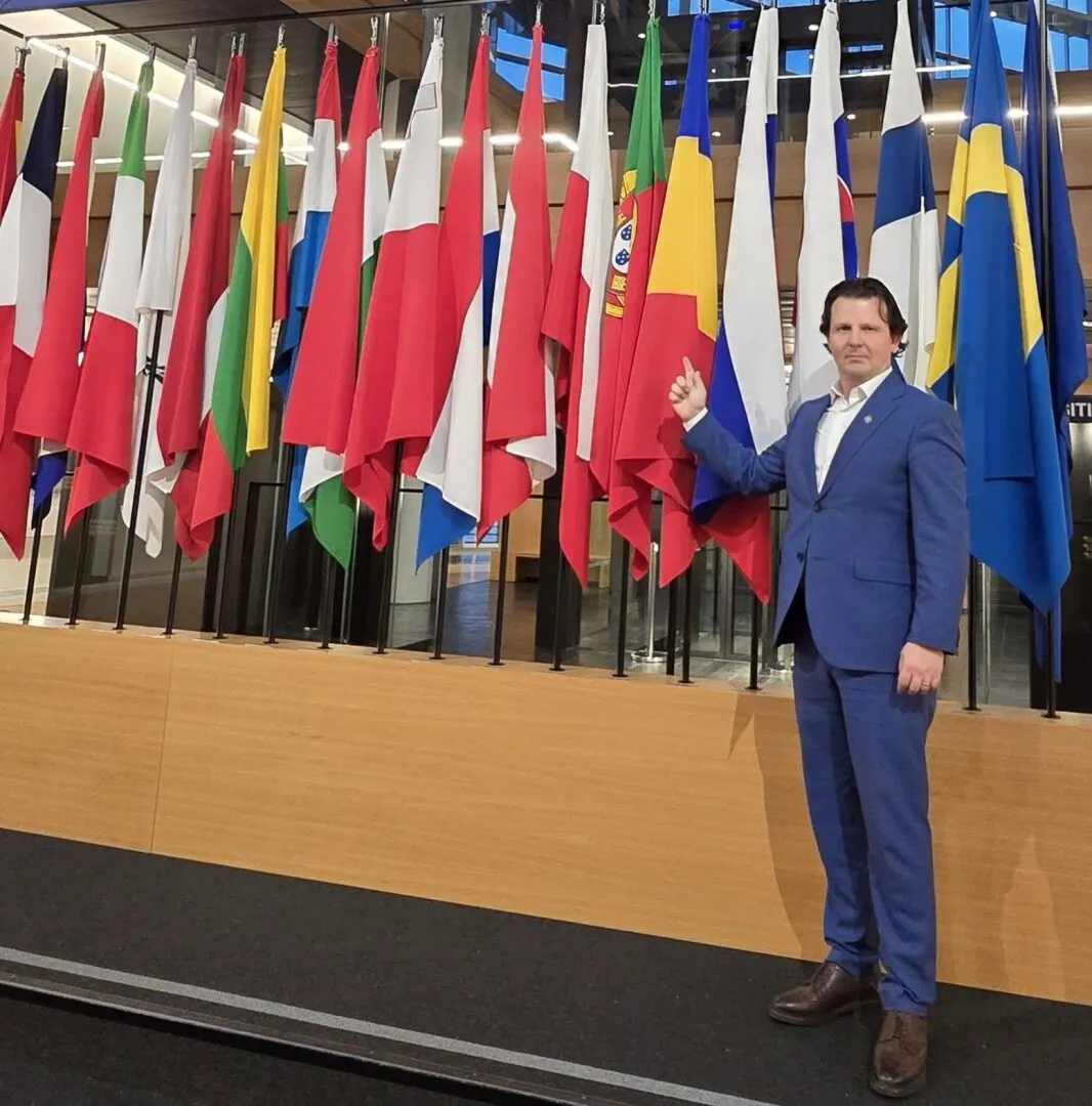 Deputat Tudor Ionescu: STOP recunoașterii în România a 'căsătoriilor' între persoane de același gen încheiate în alte state membre UE!