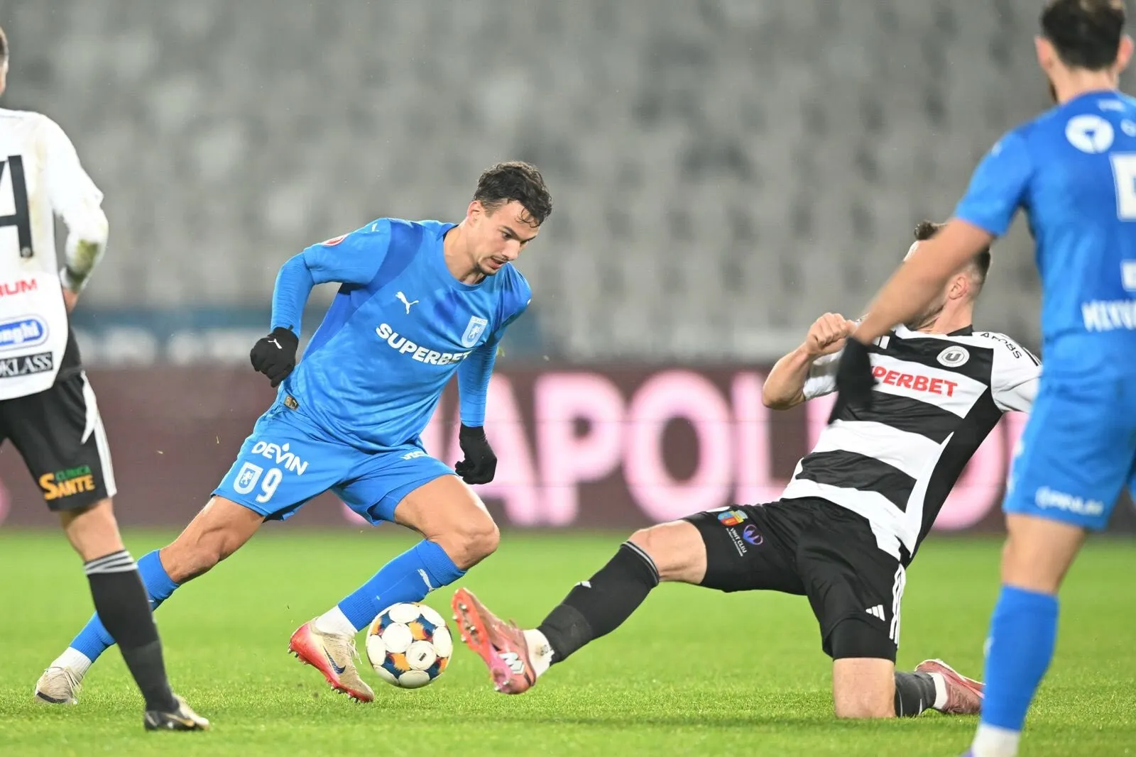 Universitatea Cluj - Universitatea Craiova, scor 0-0. Cum arată clasamentul