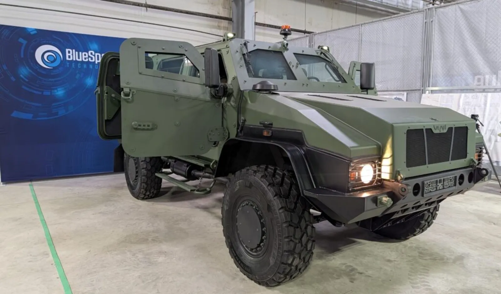 Vlah, primul blindat românesc la standarde NATO - Paradoxal, nu poate fi cumpărat de MAPN