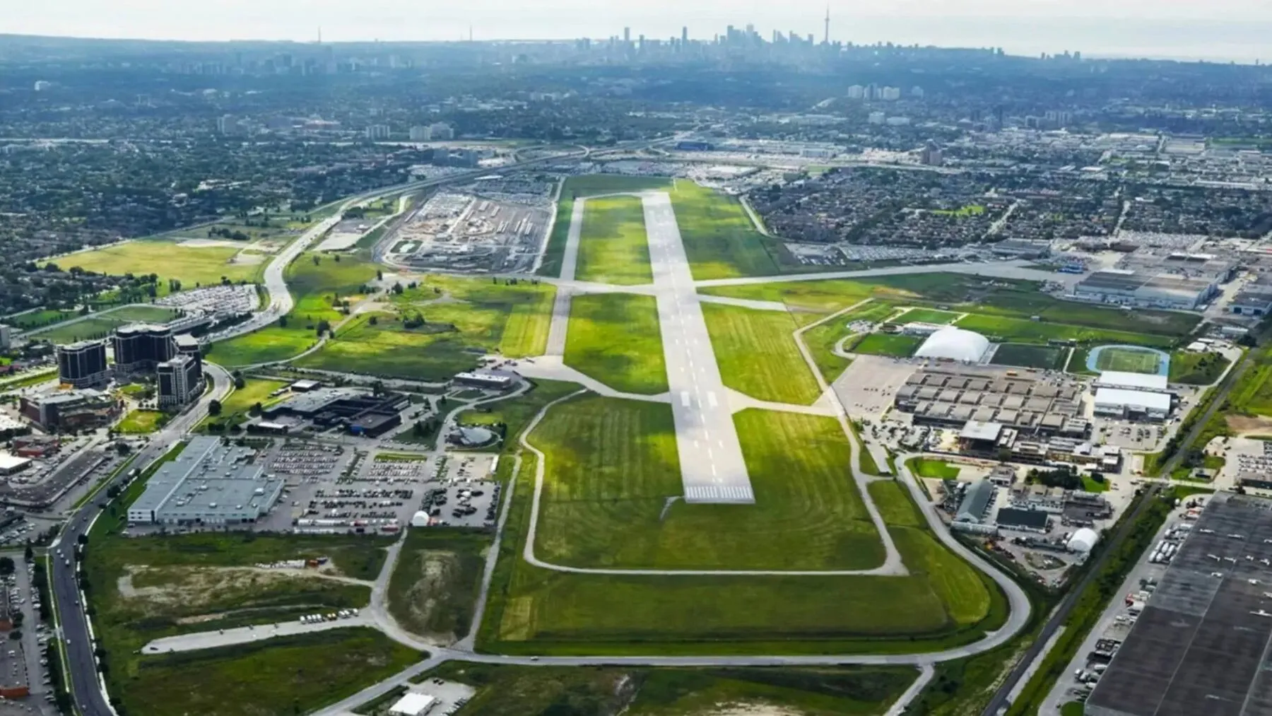 Mega-transformare pentru un aeroport: Va deveni un oraș modern cu peste 60.000 de locuitori și 7 cartiere