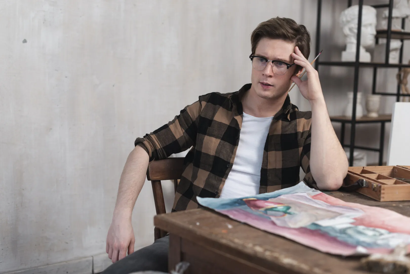 Știința respinge mitul 'geniului nebun': 'Artiștii nu sunt niște chinuiți. Creativitatea nu se naște din boală'