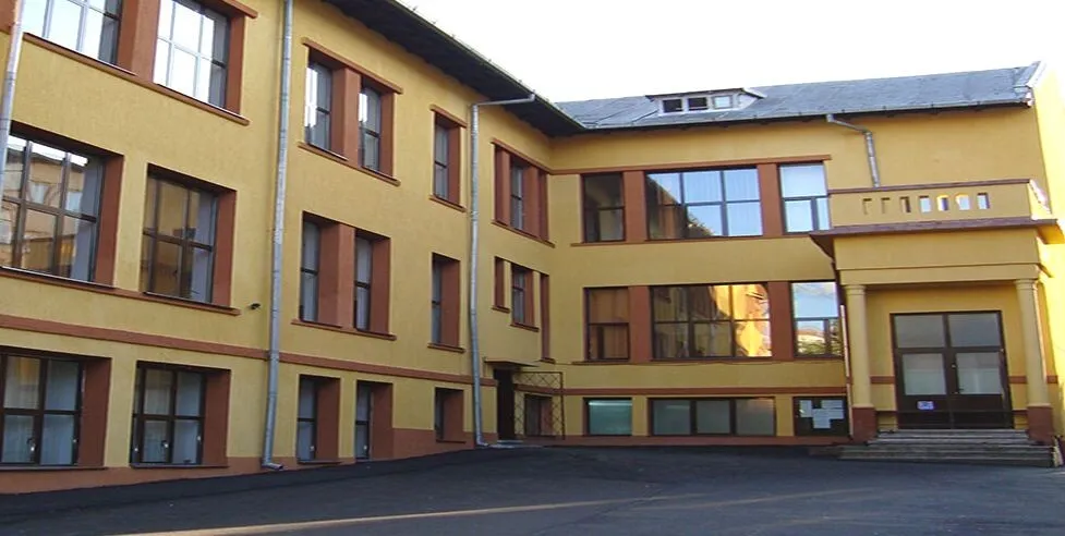 Primăria Pitești a semnat contractul pentru continuarea lucrărilor la Colegiul „Maria Teiuleanu”