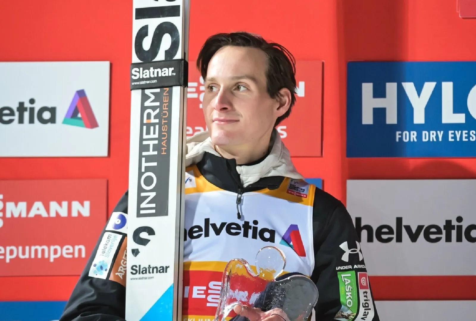 Slovenul Domen Prevc a câştigat Turneul celor Patru Trambuline