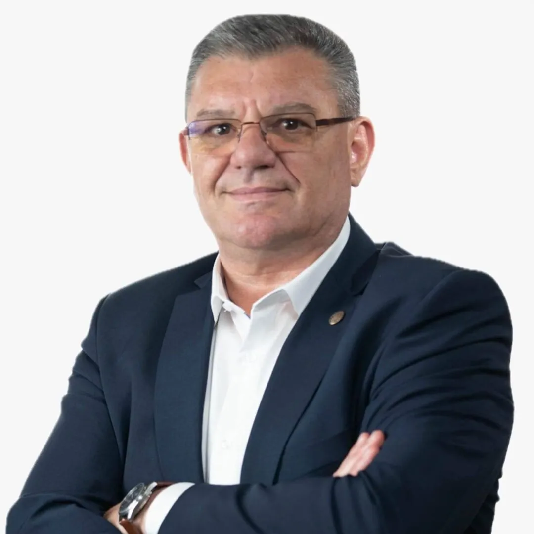 'Batjocură! Încă o palmă dată României.' Dumitru Coarnă critică excluderea dublei cetățenii pentru români