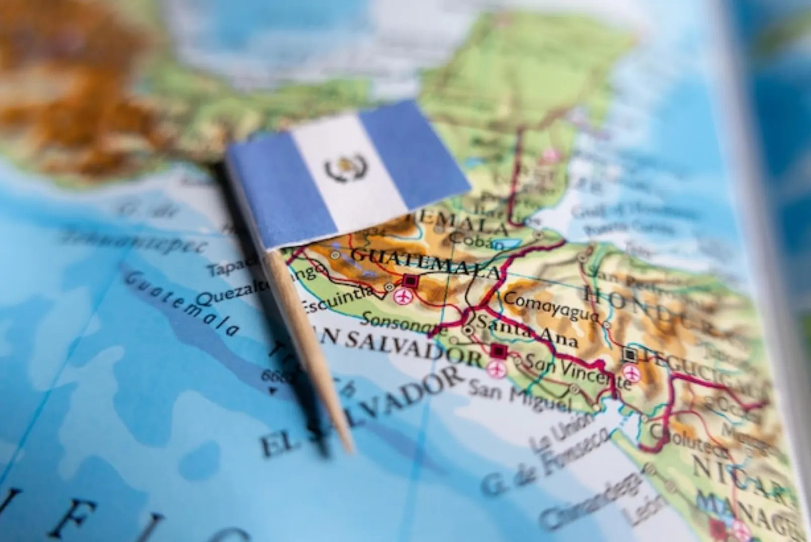 Violențe maxime în Guatemala: ministrul de Interne pune pe seama bandelor criminale uciderea a şapte ofiţeri de poliţie