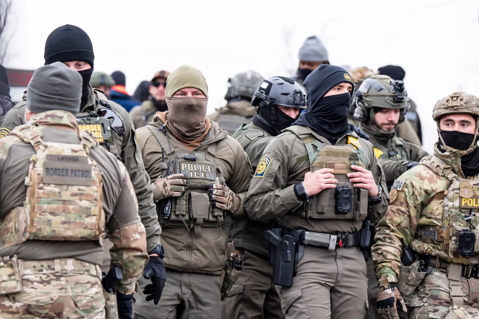 Stephen Marche: ICE funcționează ca o unitate paramilitară fascistă. Ținta este un stat fără lege