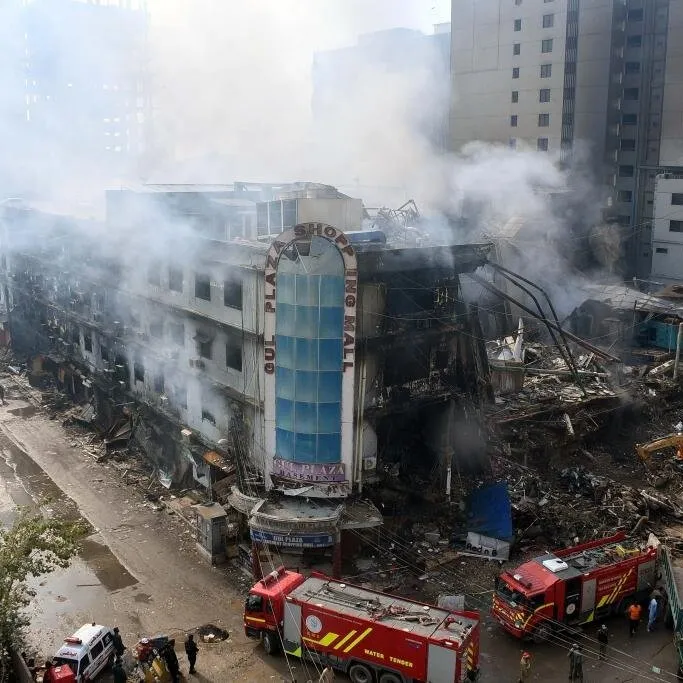 VIDEO Incendiu uriaș cu zeci de morți și dispăruți într-un mall din Pakistan