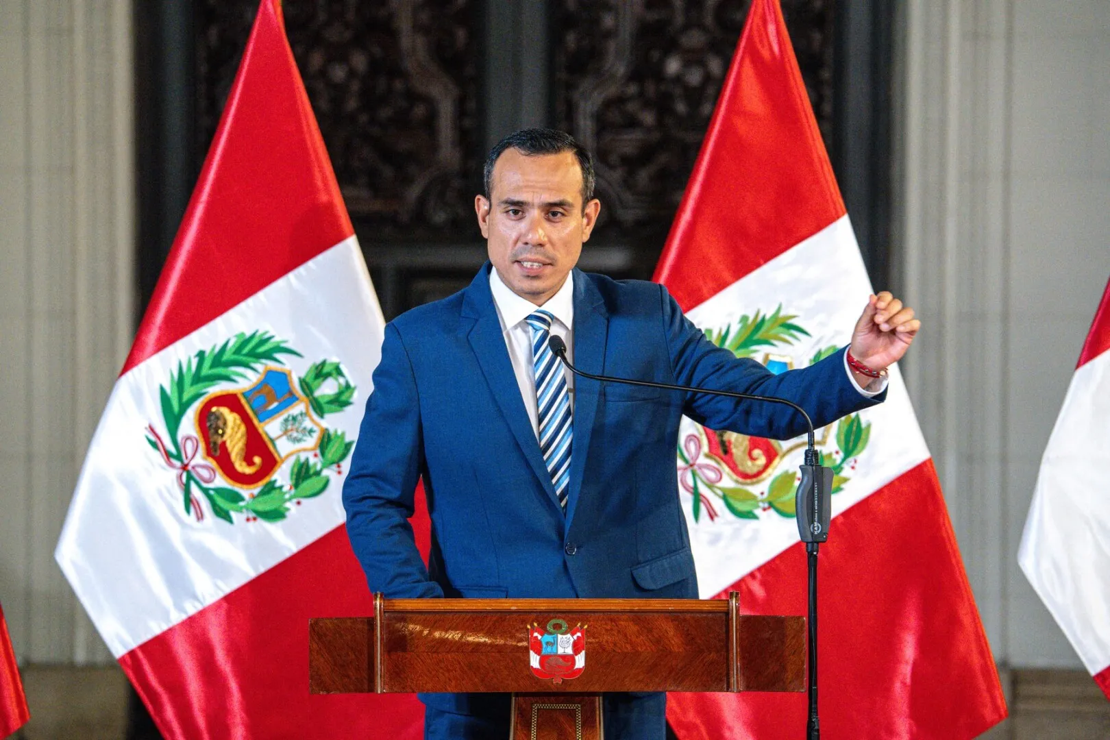 Preşedintele interimar al Peru, José Jeri, neagă că ar fi comis cea mai mică "infracţiune"