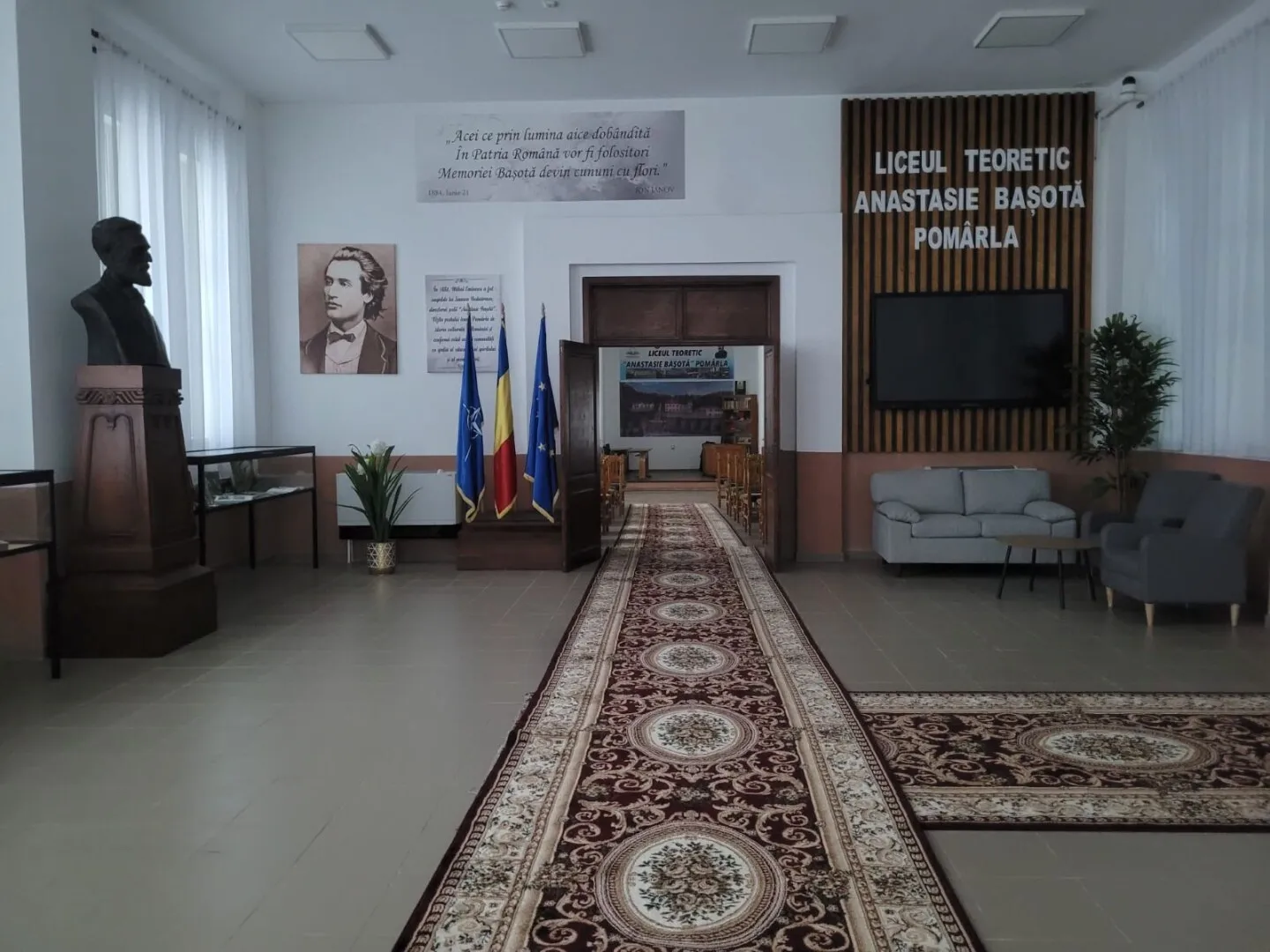 FOTO Liceul "Anastasie Başotă" din Pomârla, Botoșani, a fost reabilitat prin PNRR