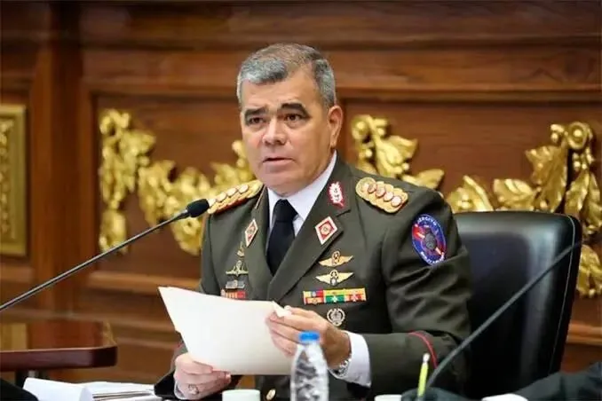 VIDEO Conducerea militară și guvernamentală a Venezuelei, vizată de atacuri: a fost atacată și casa ministrului Apărării (surse)