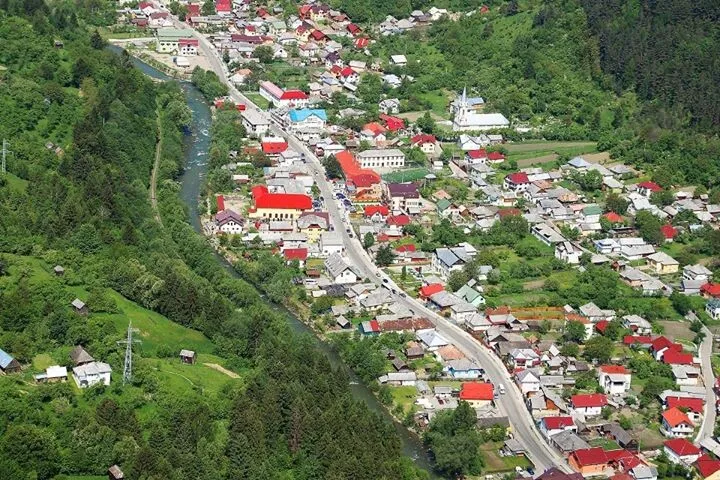 Moisei devine capitala dialogului juridic regional: Forumul Comisiilor Parlamentare Juridice reunește delegații din patru state europene