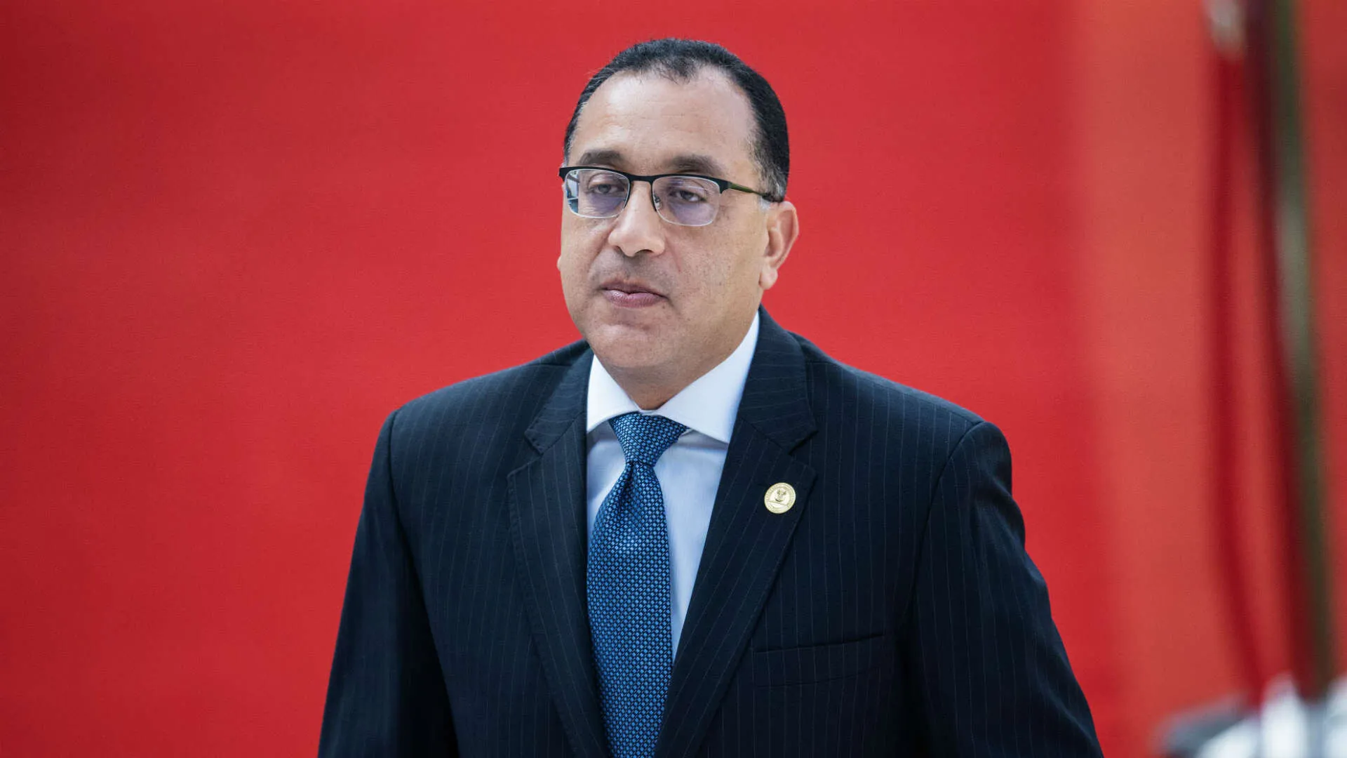 Premierul Egiptului a vizitat standul României la Târgul Internațional de Carte de la Cairo