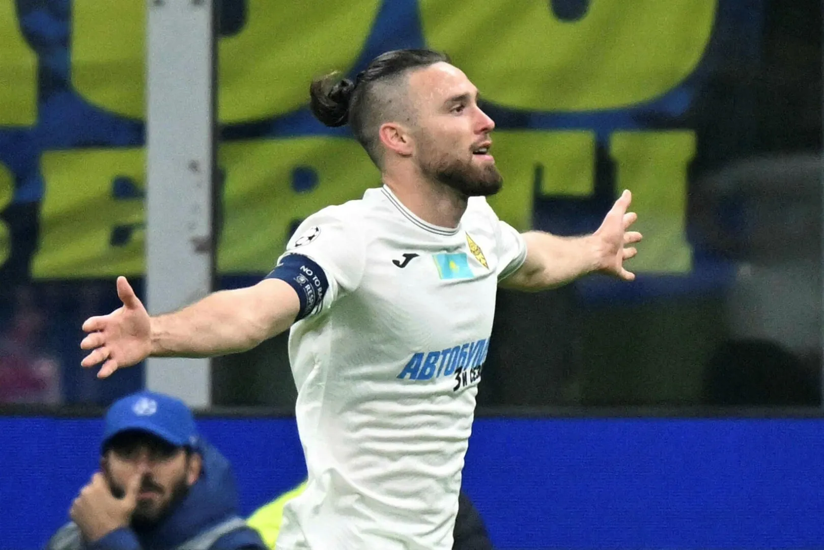 Gigi Becali anunță transferul: 'Ne-am înțeles. Am trimis contractul să-l semneze'