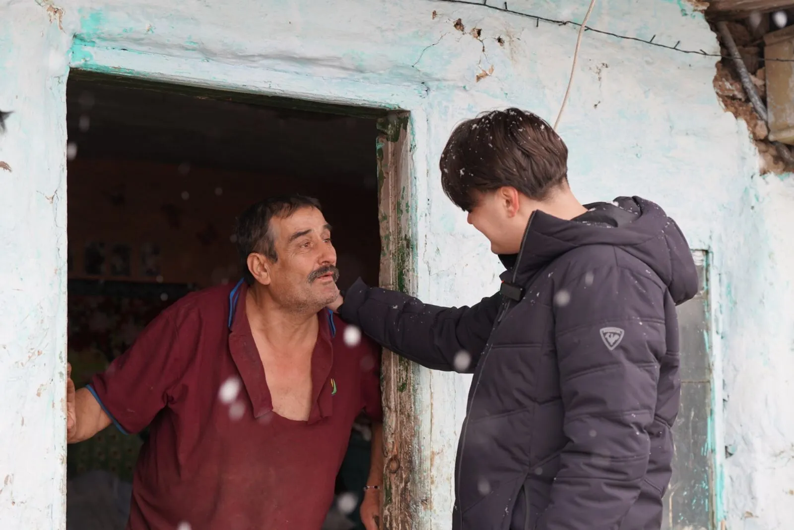 FOTO Selly extinde proiectul Nibiru cu o inițiativă caritabilă dedicată comunităților din Tuzla și Costinești