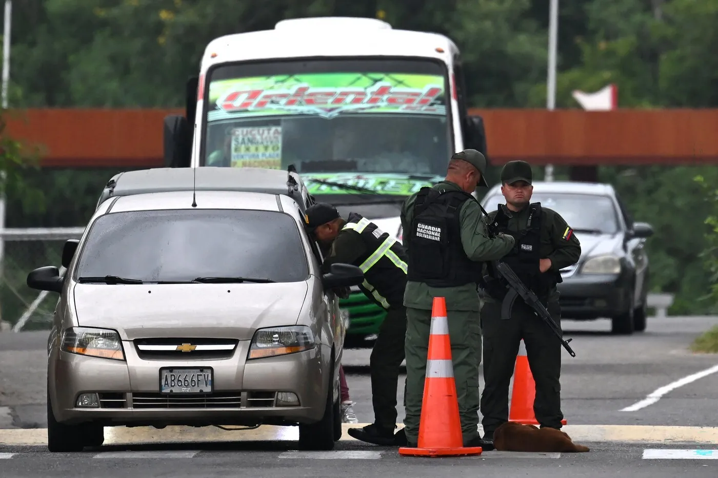 Situație critică în Venezuela, după capturarea lui Maduro: Armata a fost scoasă pe străzi și oamenii se tem de ce-i mai rău