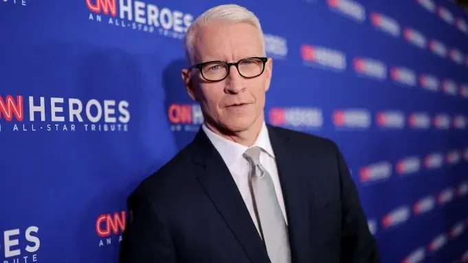Anderson Cooper părăsește '60 Minutes' după aproape 20 de ani la CBS