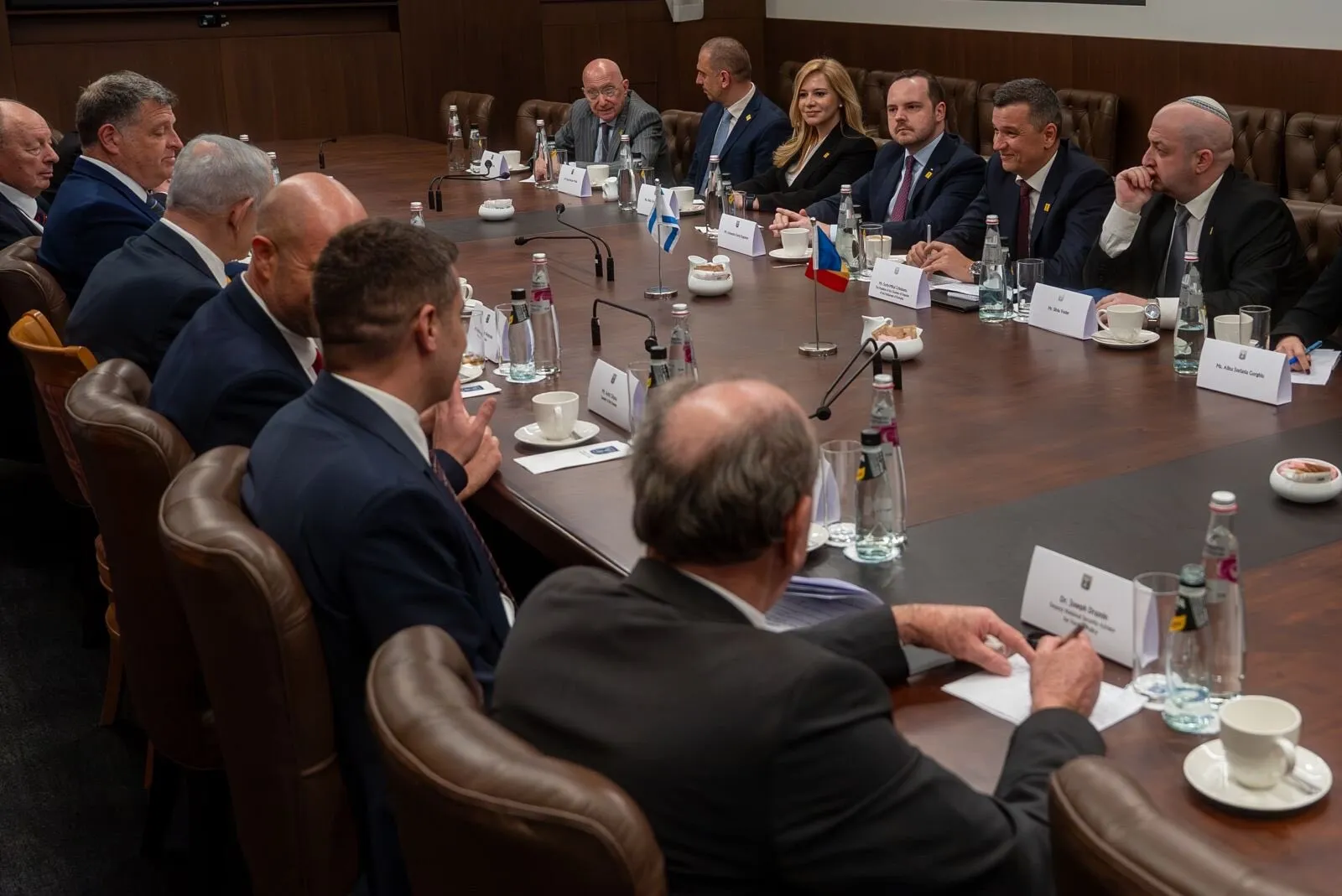 Grindeanu, a doua zi a vizitei oficiale în Israel - Întâlniri cu Patriarhul Ortodox al Ierusalimului și președintele parlamentului