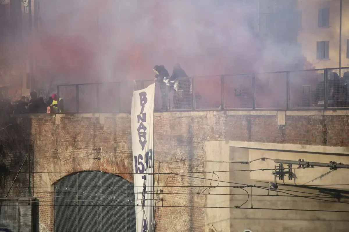 VIDEO Este nebunie la Jocurile Olimpice: Protestatarii se bat cu polițiștii în stradă la Milano