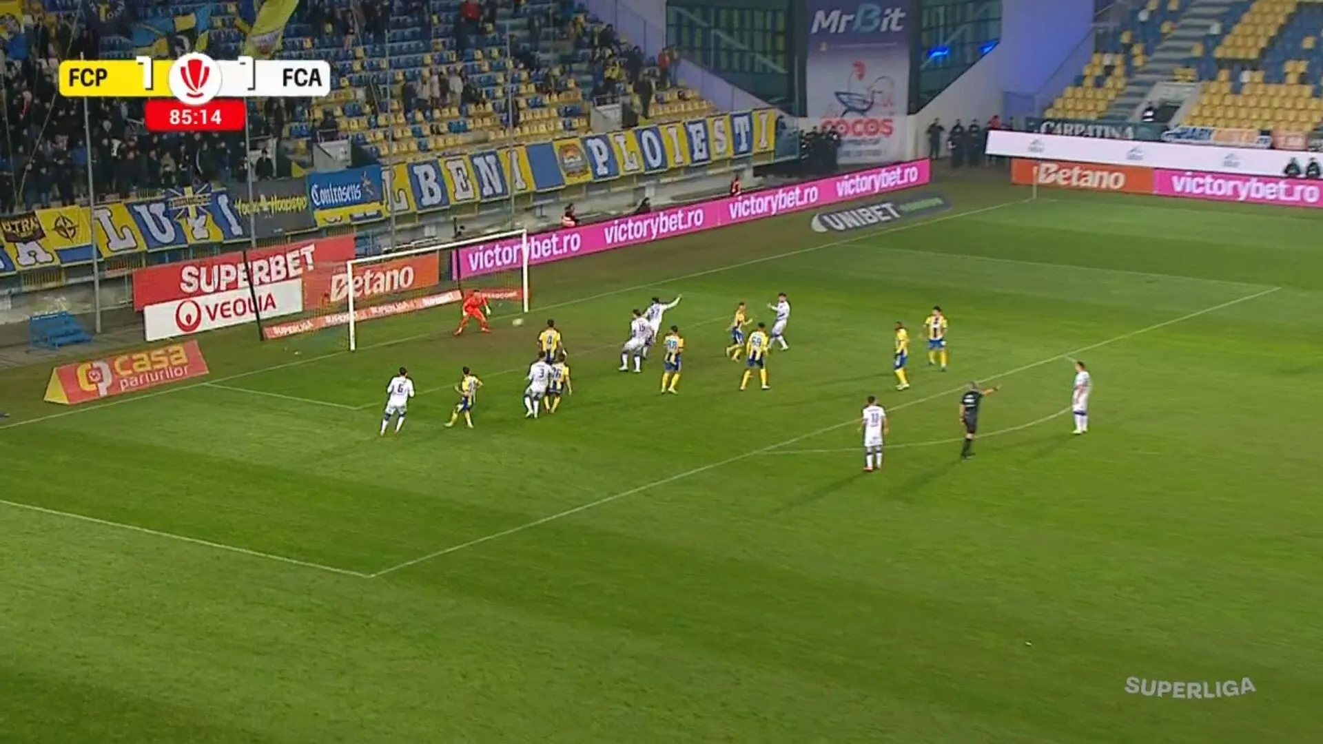 FC Argeș iese la atac după meciul cu Petrolul. Avertisment pentru Vassaras. Un deputat AUR intervine: 'Sper să nu fie cazul să facem asta'