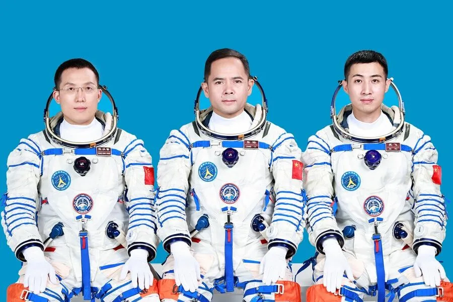 Astronauții din echipajul Shenzhou 21 au dat o petrecere pe Staţia Spaţială Tiangong în cinstea Anului Nou Lunar