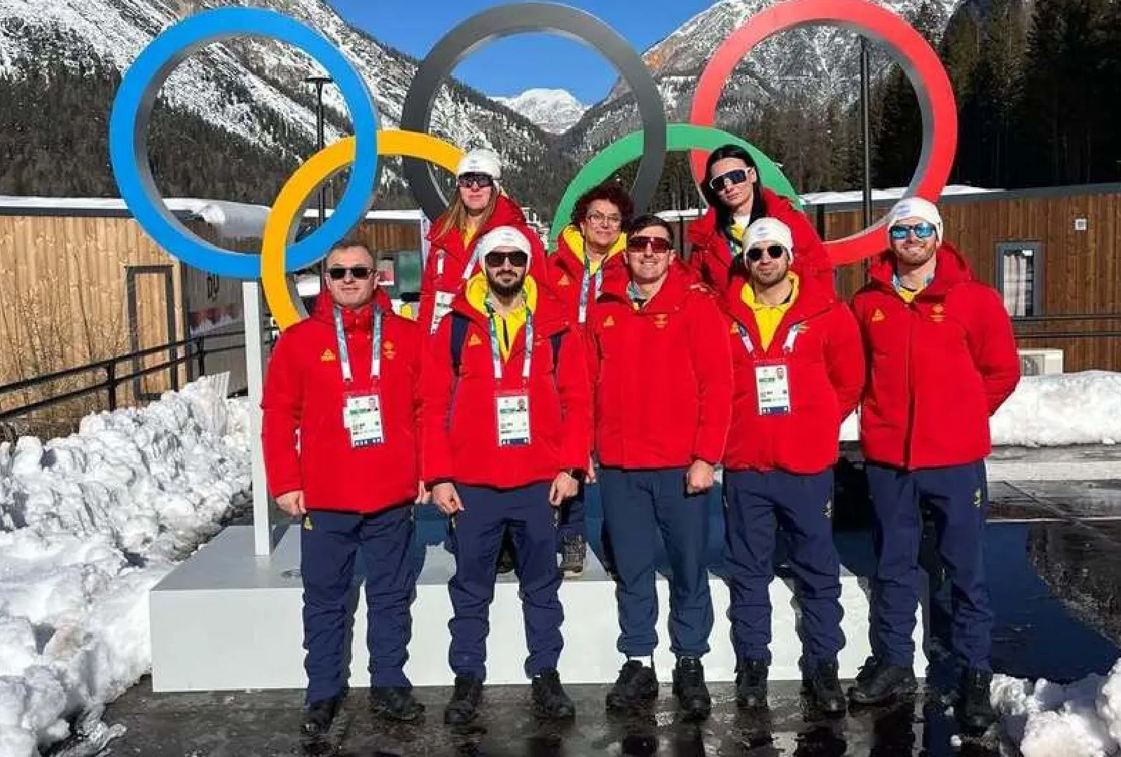 Primii sportivi Team Romania au ajuns în Satul Olimpic de la Cortina