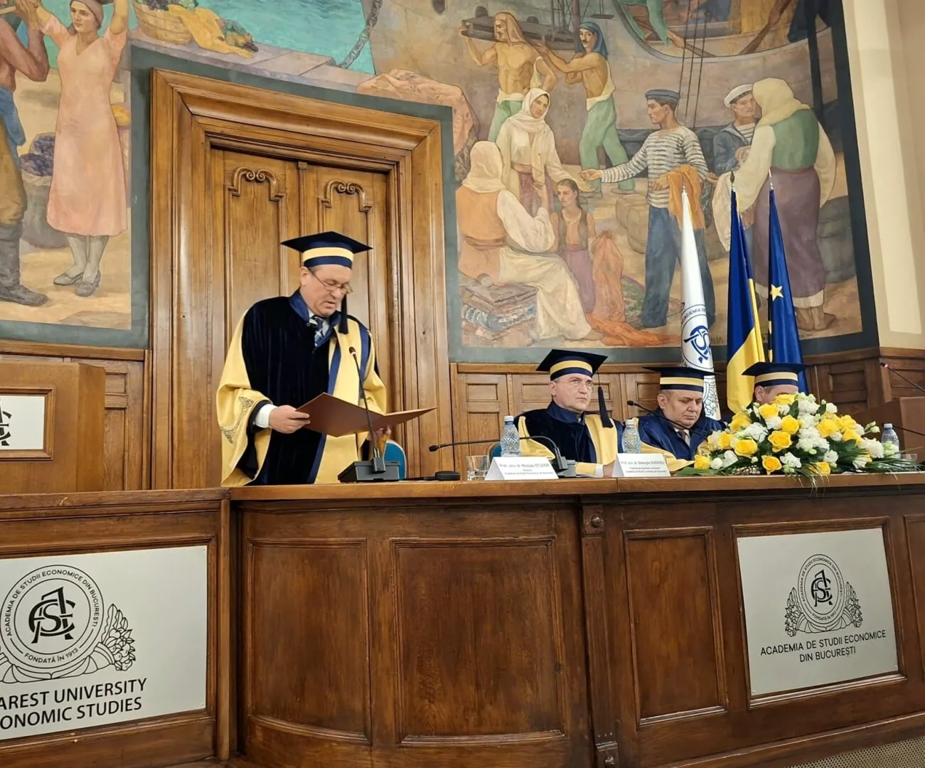 Academia de Studii Economice din București i-a conferit titlul de Doctor Honoris Causa profesorului Vernon Lomax Smith, laureat al Premiului Nobel pentru Economie