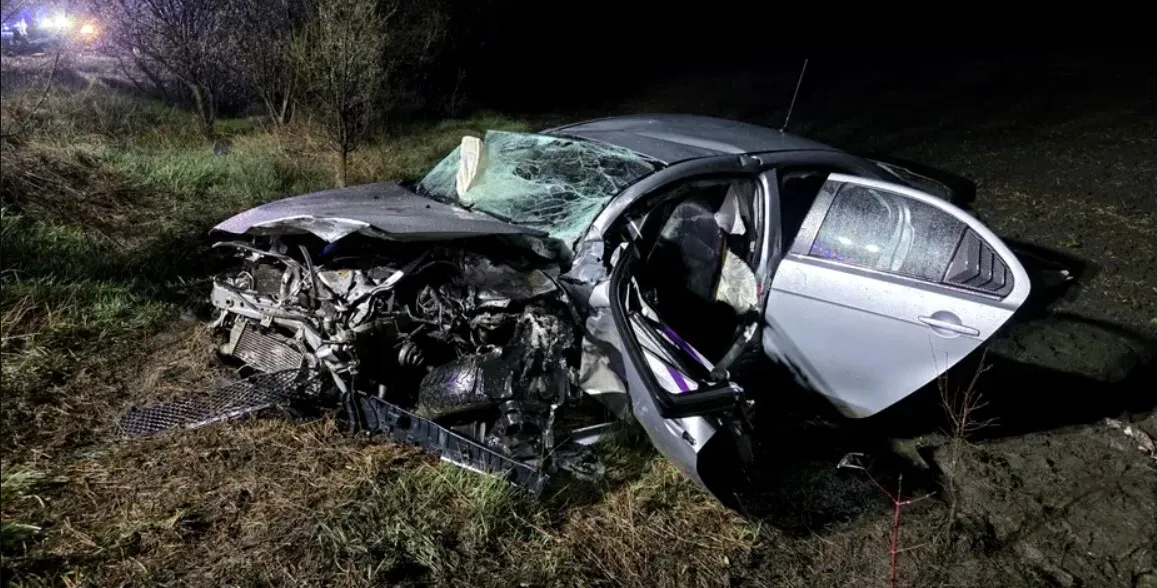 Accident grav în județul Cluj: Două autoturisme implicate, cinci persoane încarcerate