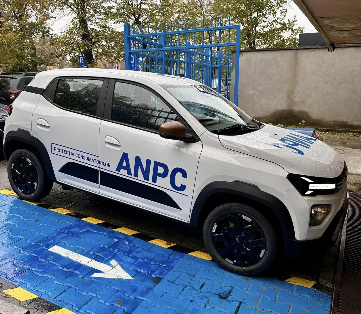 ANPC, amenzi contravenționale de aproape 6 milioane de lei, în urma unor controale desfăşurate la peste 1.700 de operatori economici din ţară