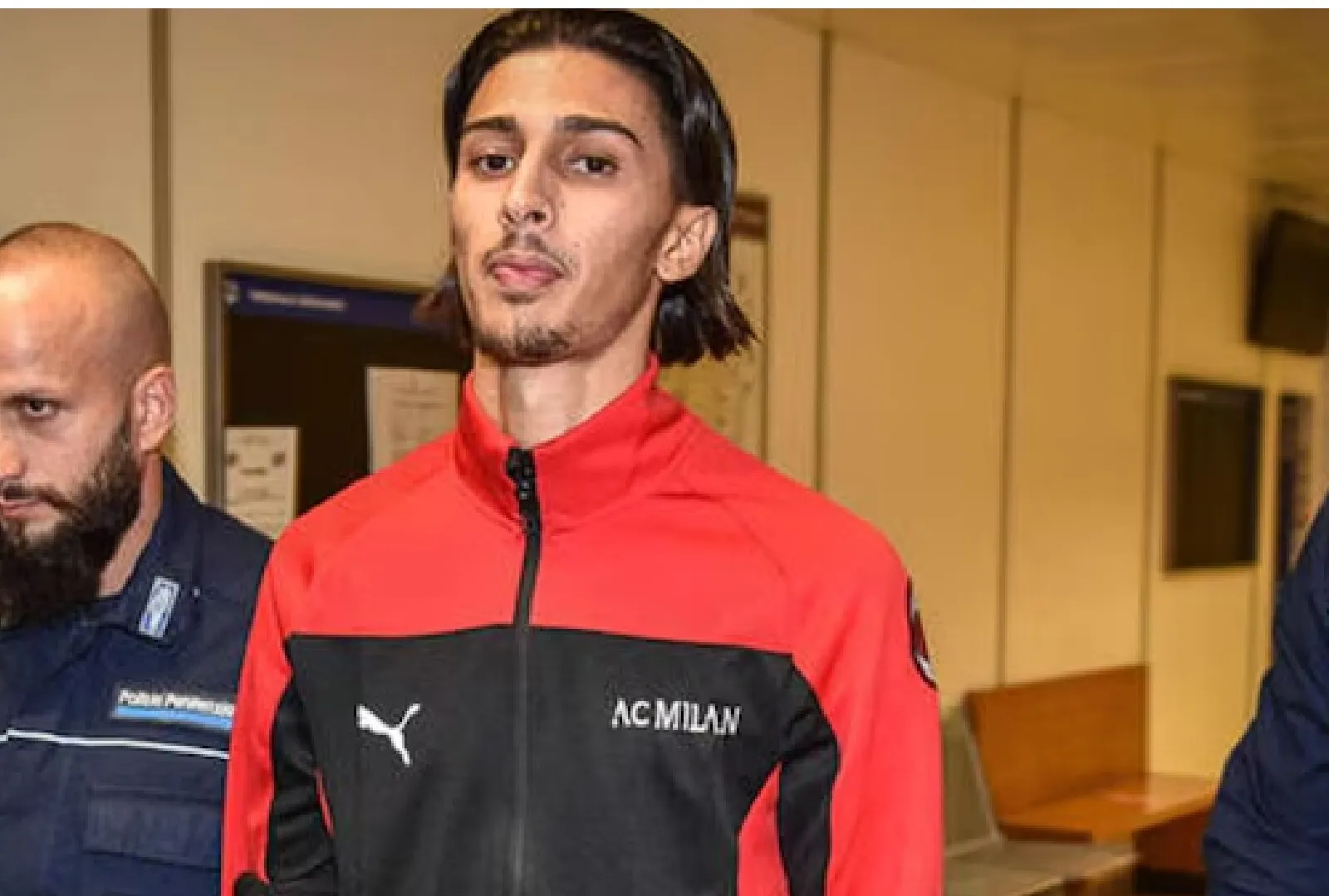 VIDEO Rapperul celebru, care a snopit în bătaie trei români, a fost arestat