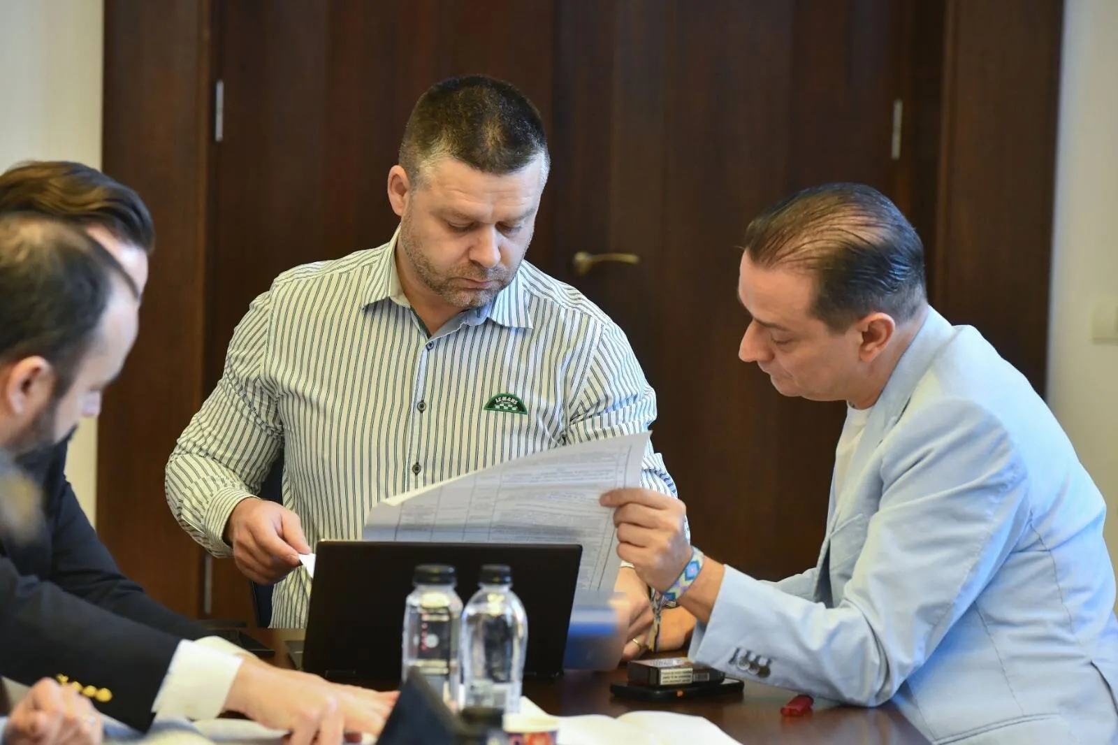 FOTO Au îngropat securea războiului? Ciprian Ciucu și Daniel Băluță, la aceeași masă după tensiunile post-alegeri: 'Ne-am compatibilizat' / Proiecte majore pentru București