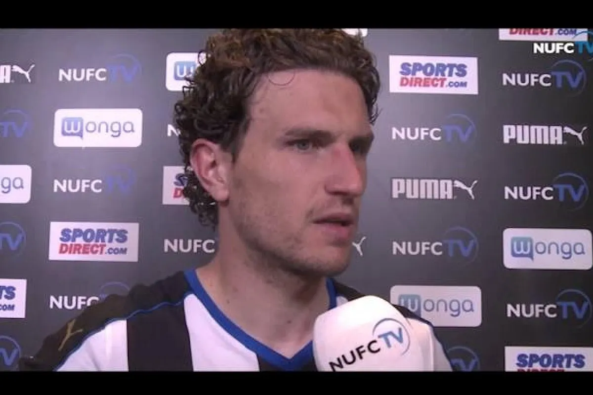 Fost jucător al echipei Newcastle şi al naţionalei Olandei vorbește despre dependența de droguri: 'Eram la pământ'