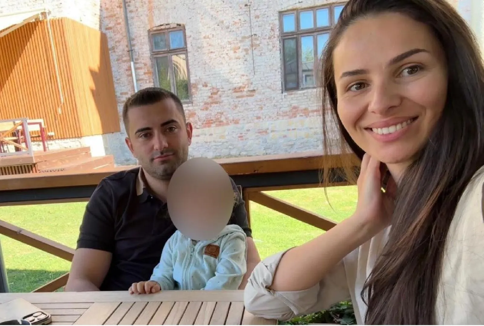 Cazul fetiţei care a murit într-un cabinet stomatologic a ajuns la procurorii militari. Cauza decesului