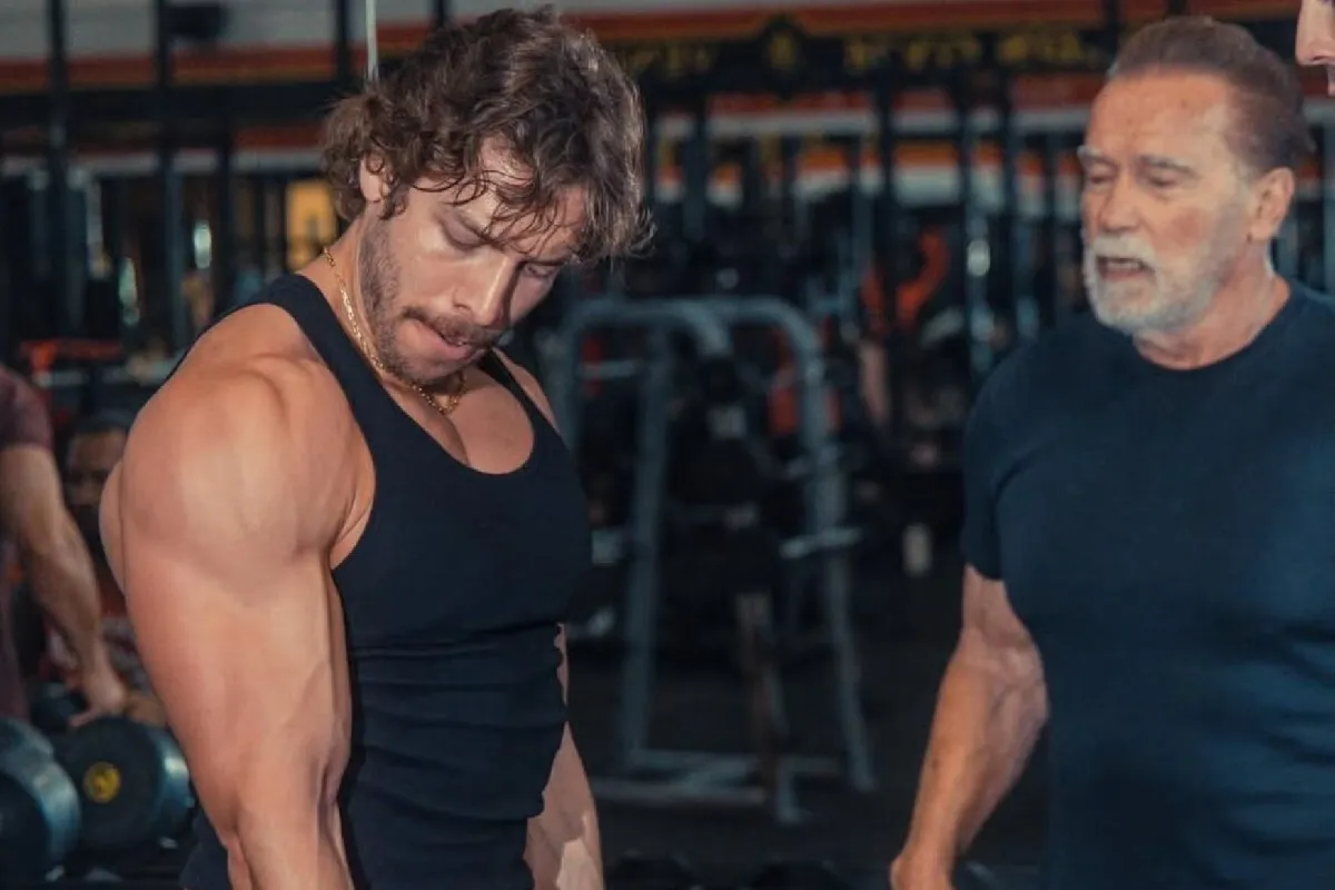 Fiul lui Arnold Schwarzenegger, campion încă de la prima sa competiţie de culturism