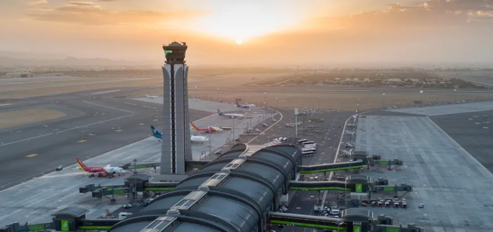 Aeroportul Muscat din Oman limitează zborurile private/ Se fuge masiv din Orientul Mijlociu