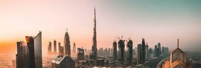 Analiză Allianz Trade: Escaladarea conflictului din Orientul Mijlociu și riscul blocării Strâmtorii Hormuz redesenează harta riscurilor economice globale