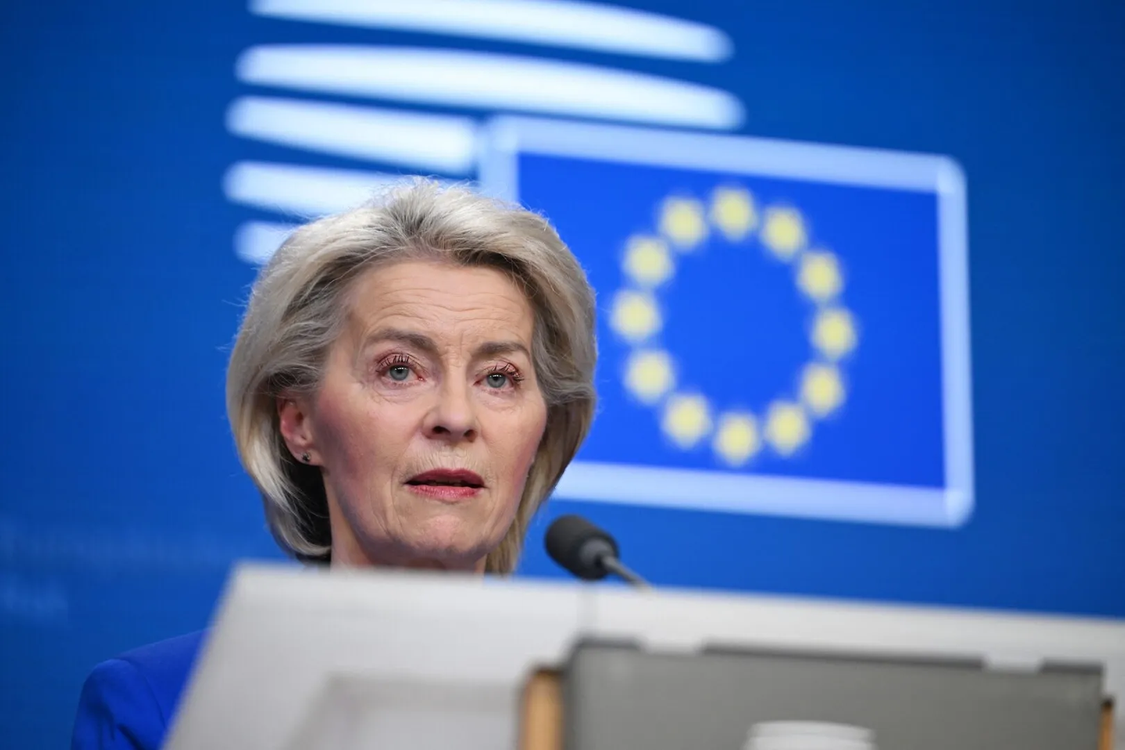 UE va găsi modalităţi de a acorda împrumutul Ucrainei, promite Ursula von der Leyen după un nou veto al Ungariei. Critici acerbe din partea cancelarului german la adresa lui Viktor Orban