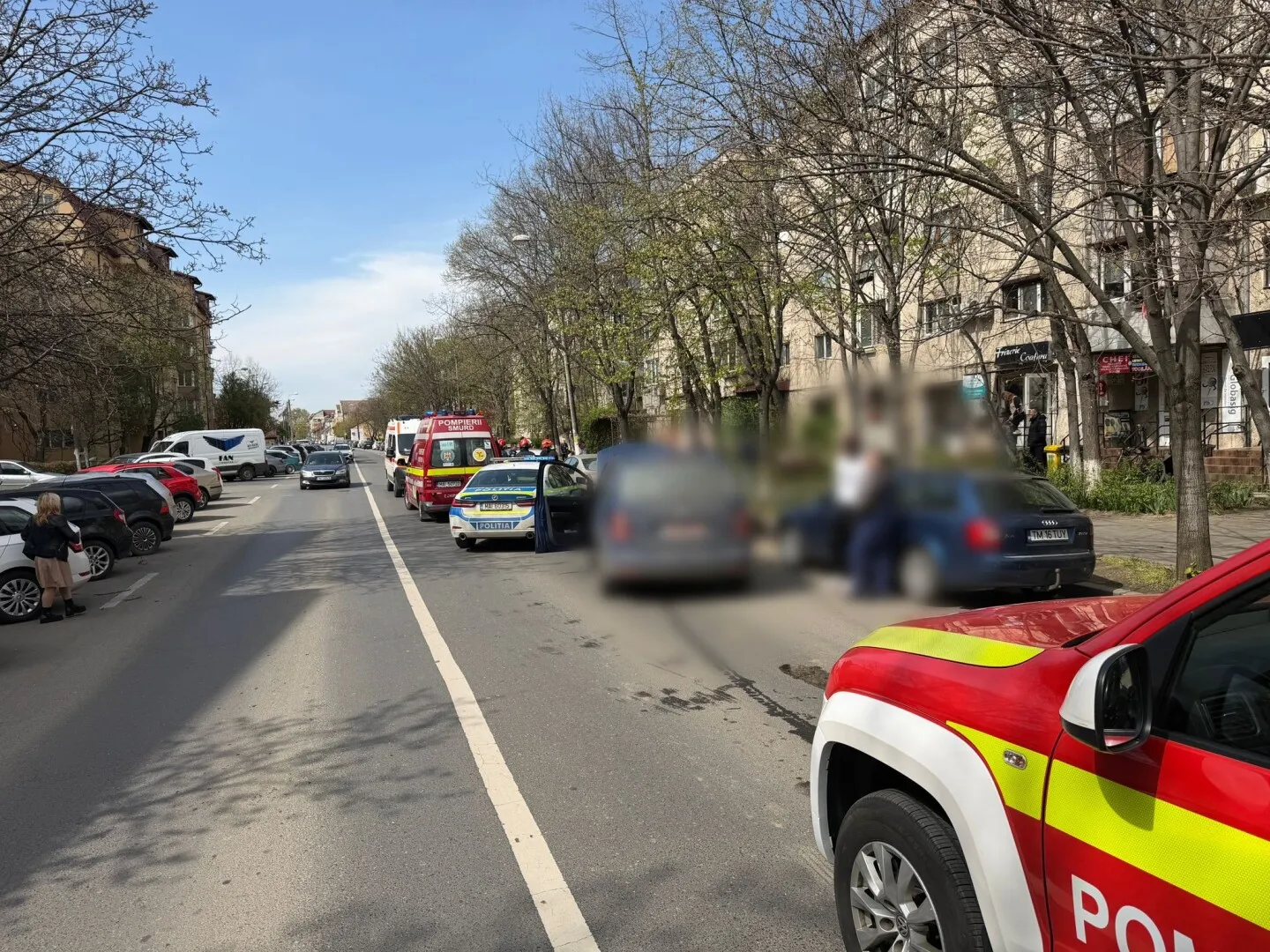 Carambol cu victime: Patru copii și un adult, răniți după ciocniri în lanț pe o stradă din Timișoara