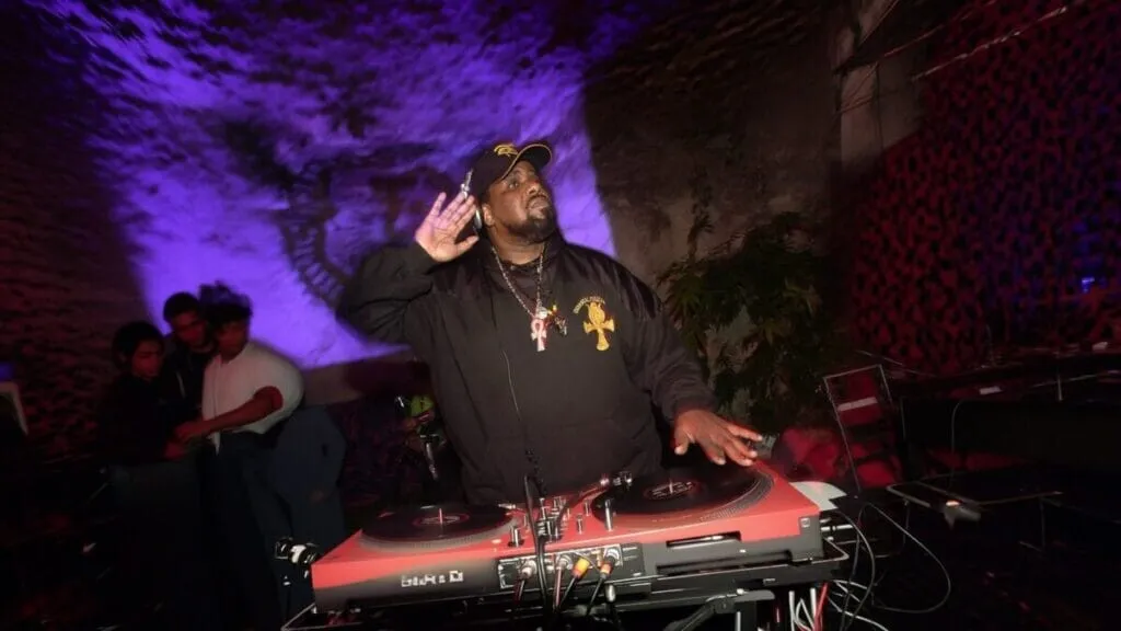 Afrika-Bambaataa Afrika-Bambaataa