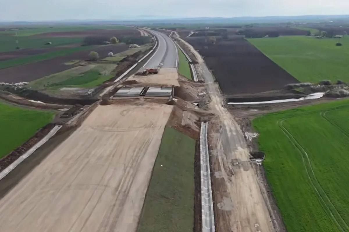Un tronson din Autostrada Transilvania ar putea să fie gata, anul acesta, înainte de termen. Până acum fusese abandonat