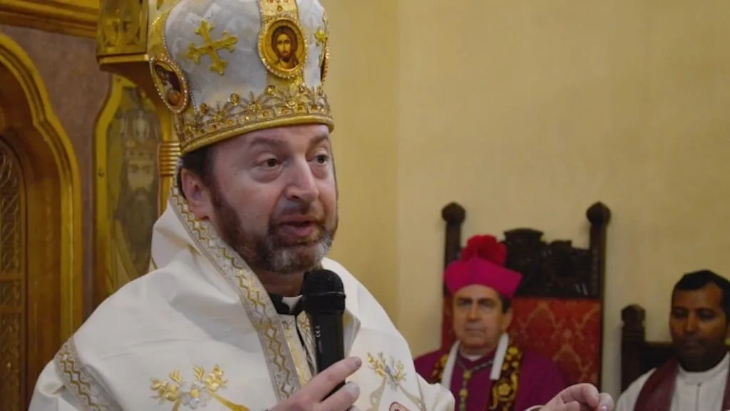 Cardinalul Claudiu, în Pastorala de Paşti: Biserica ne învaţă că puterea luminii nu poate fi nimicită de întuneric