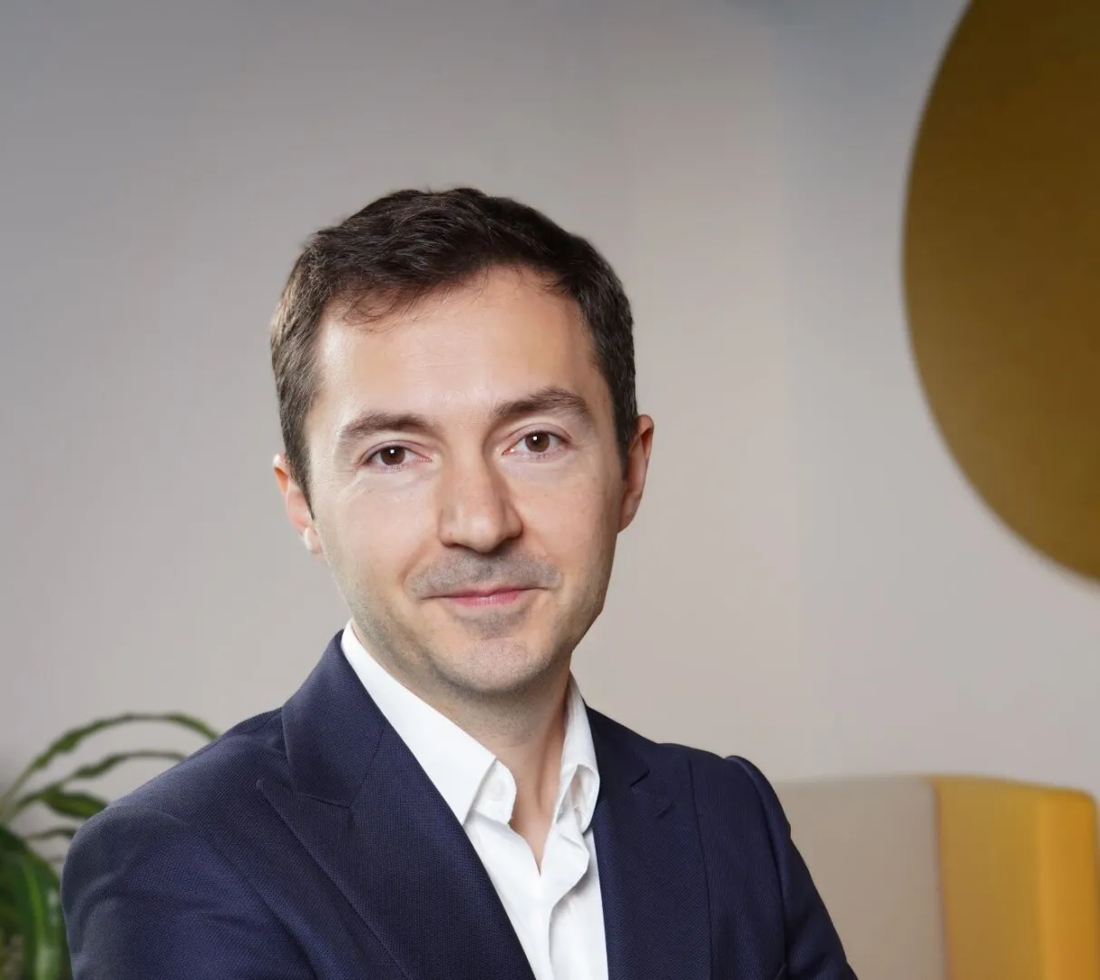 Interesul pentru cumpărarea unei locuințe crește, dar accesul devine mai dificil. Piața rezidențială arată un decalaj tot mai mare între intenție și tranzacții