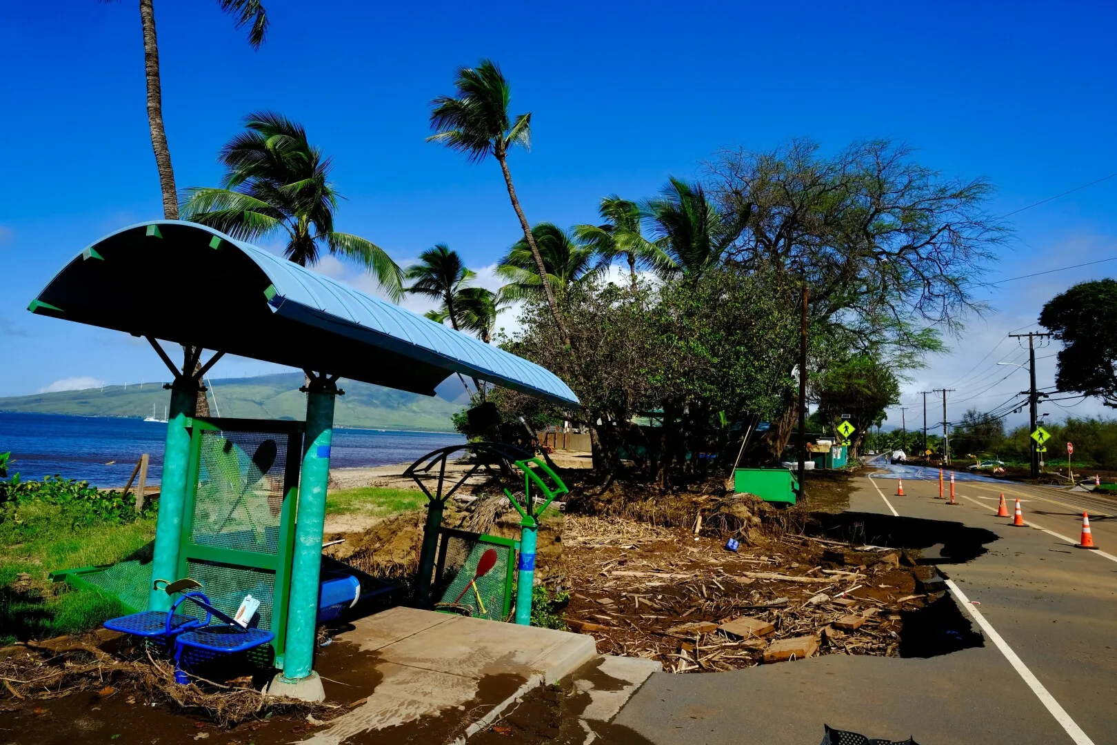 VIDEO Imagini apocaliptice în SUA: Se prefigurează al doilea dezastru natural, în doar 20 de zile. Pe lângă asta, a mai erupt și un vulcan