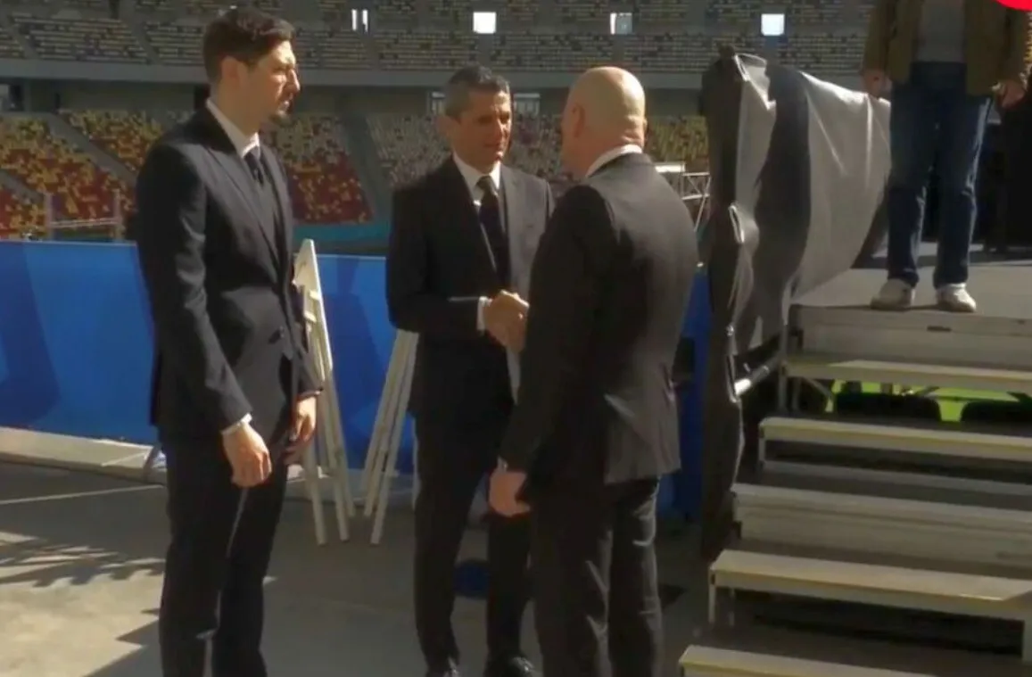 Ilie Bolojan, oamgiu pentru Mircea Lucescu: premierul a venit la Arena Națională